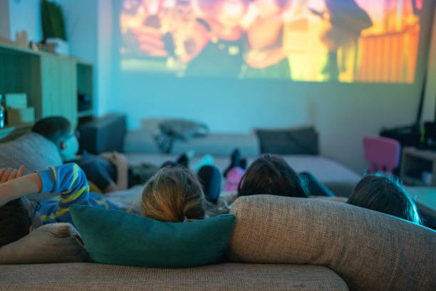projector vs smart tv for movies australia